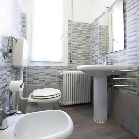 Saffi, By Short Holidays Apartment Bologna